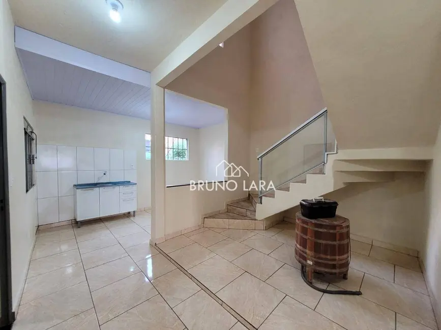 Casa com 3 quartos para alugar, 100m2 em Centro, Igarape - MG - imagem 5 Foto 5 de Casa com 3 quartos para alugar, 100m2 em Centro, Igarape - MG