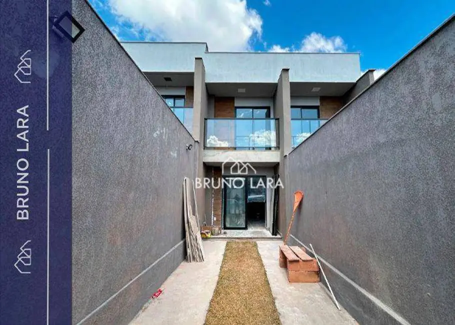 Foto 1 de Casa com 3 quartos à venda, 90m2 em Jardim Casa Branca, Betim - MG