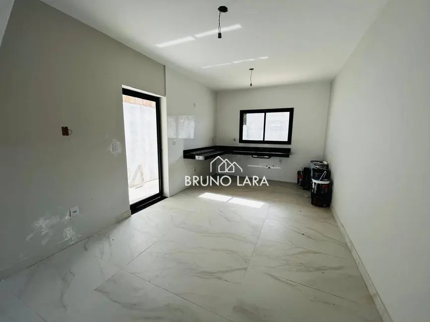 Casa com 3 quartos à venda, 150m2 em Angola, Betim - MG - imagem 4 Foto 4 de Casa com 3 quartos à venda, 150m2 em Angola, Betim - MG