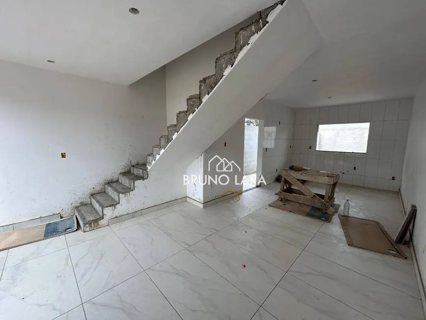 Casa com 3 quartos à venda, 150m2 em Angola, Betim - MG - imagem 2 Foto 2 de Casa com 3 quartos à venda, 150m2 em Angola, Betim - MG