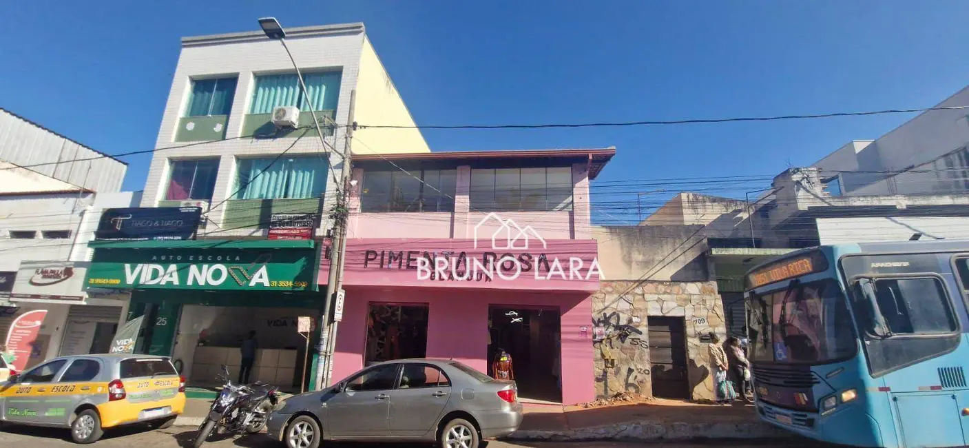 Casa com 2 quartos para alugar, 360m2 em Centro, Igarape - MG - imagem 4 Foto 4 de Casa com 2 quartos para alugar, 360m2 em Centro, Igarape - MG