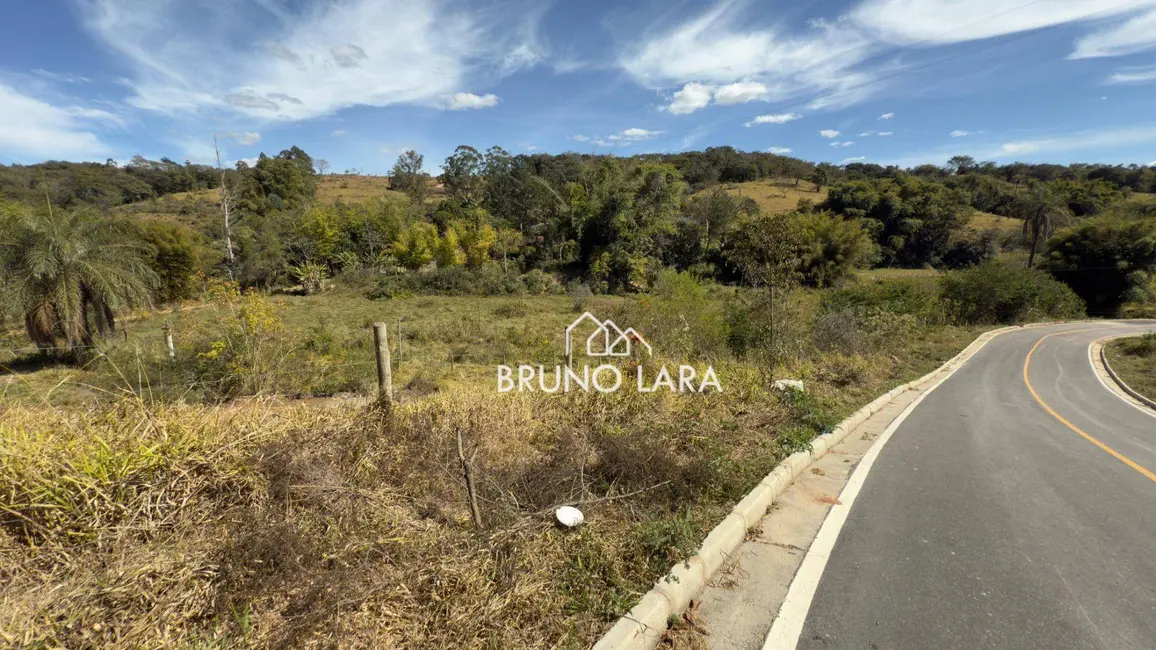 Foto 1 de Terreno / Lote à venda, 1000m2 em Sao Joaquim De Bicas - MG