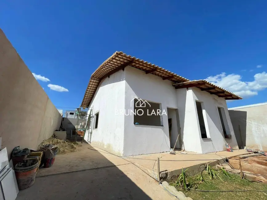 Foto 2 de Casa com 3 quartos à venda, 360m2 em Igarape - MG