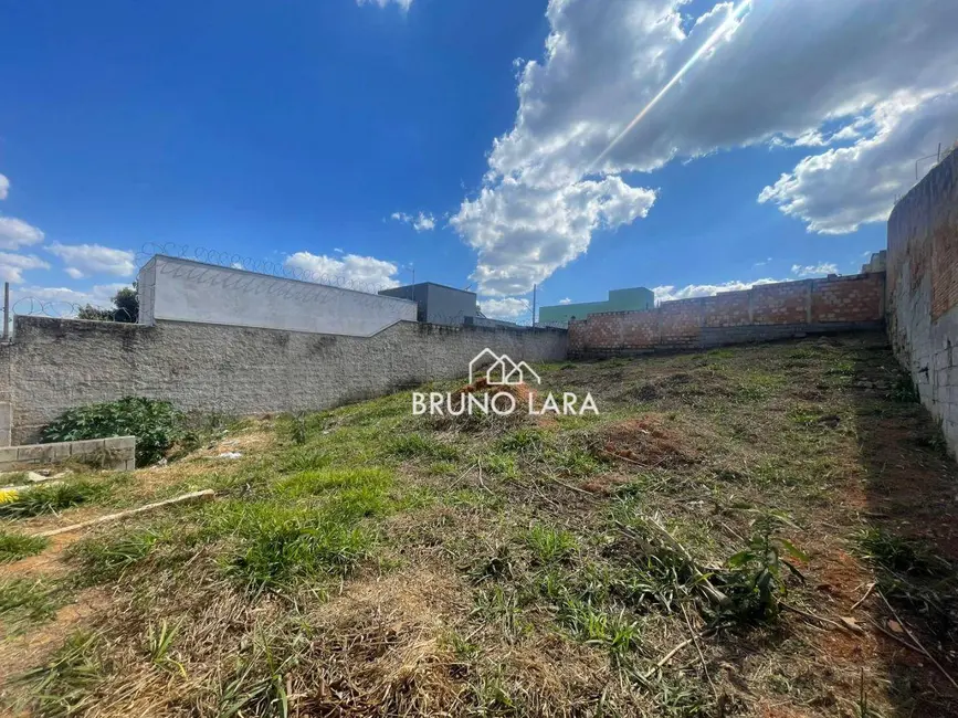 Foto 3 de Terreno / Lote à venda, 360m2 em Igarape - MG