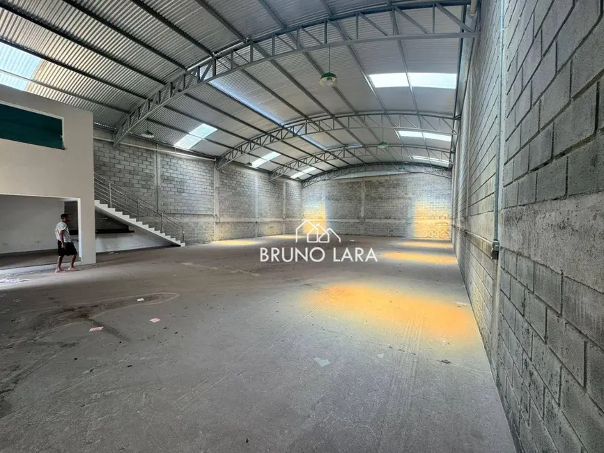Foto 5 de Armazém / Galpão para alugar, 378m2 em Santa Cruz, Betim - MG