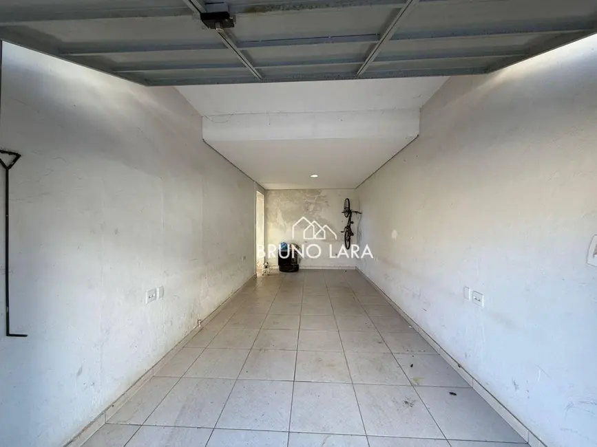 Loja para alugar, 38m2 em Centro, Igarape - MG - imagem 7 Foto 7 de Loja para alugar, 38m2 em Centro, Igarape - MG
