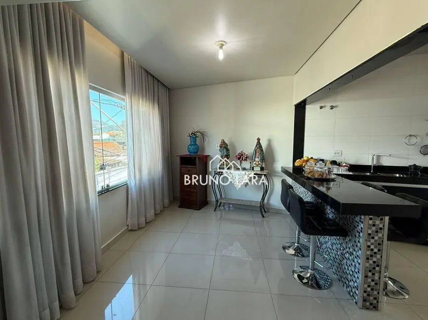 Apartamento com 3 quartos para alugar, 150m2 em Centro, Igarape - MG - imagem 4 Foto 4 de Apartamento com 3 quartos para alugar, 150m2 em Centro, Igarape - MG