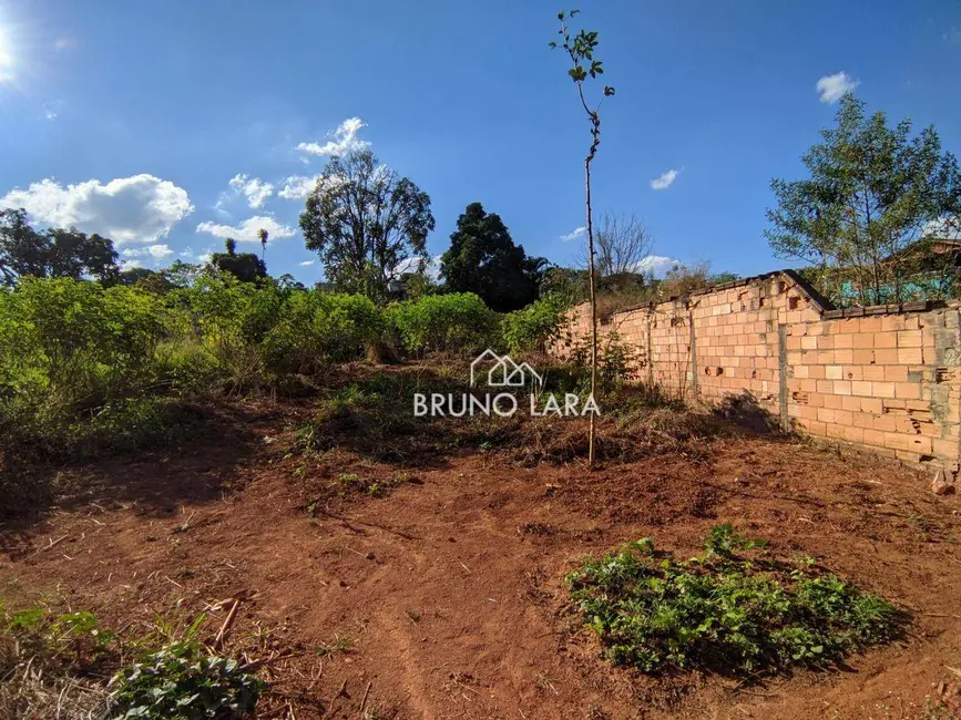 Foto 2 de Terreno / Lote à venda, 360m2 em Igarape - MG