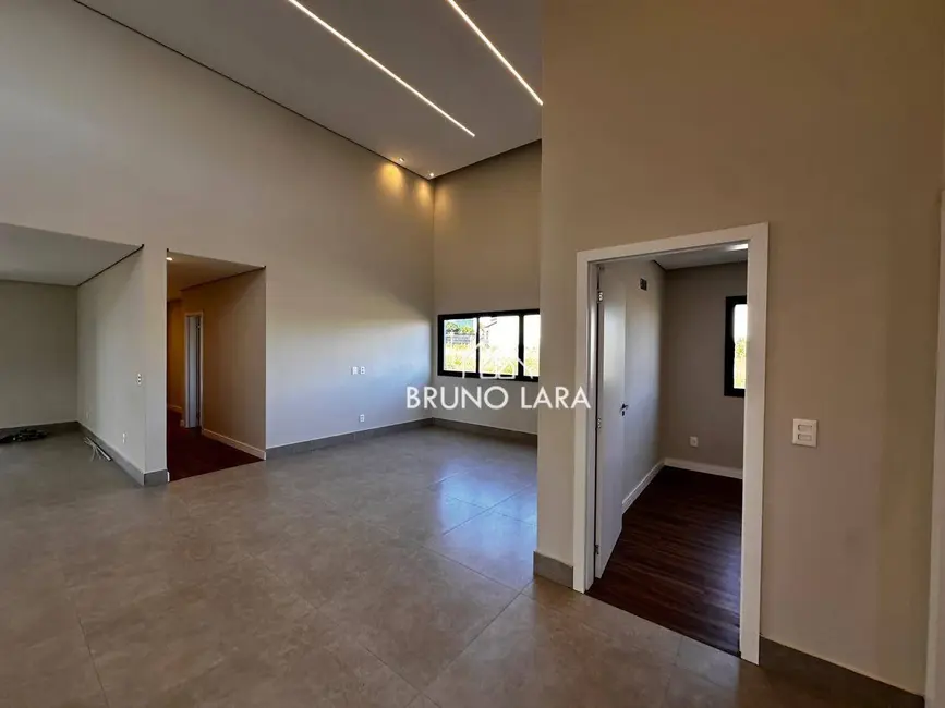Casa de Condomínio com 4 quartos à venda, 1000m2 em Igarape - MG - imagem 3 Foto 3 de Casa de Condomínio com 4 quartos à venda, 1000m2 em Igarape - MG