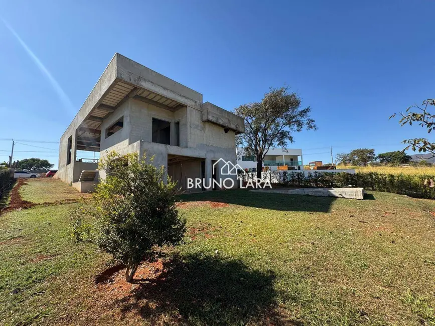 Casa de Condomínio com 4 quartos à venda, 1000m2 em Igarape - MG - imagem 3 Foto 3 de Casa de Condomínio com 4 quartos à venda, 1000m2 em Igarape - MG