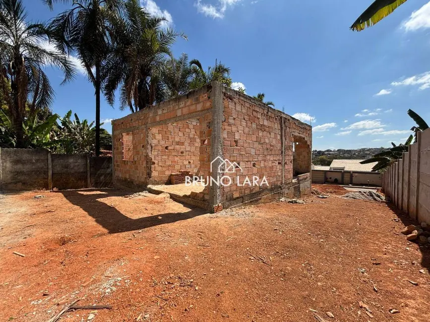Foto 2 de Terreno / Lote à venda, 360m2 em Igarape - MG
