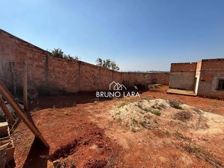 Foto 2 de Terreno / Lote à venda, 360m2 em Igarape - MG