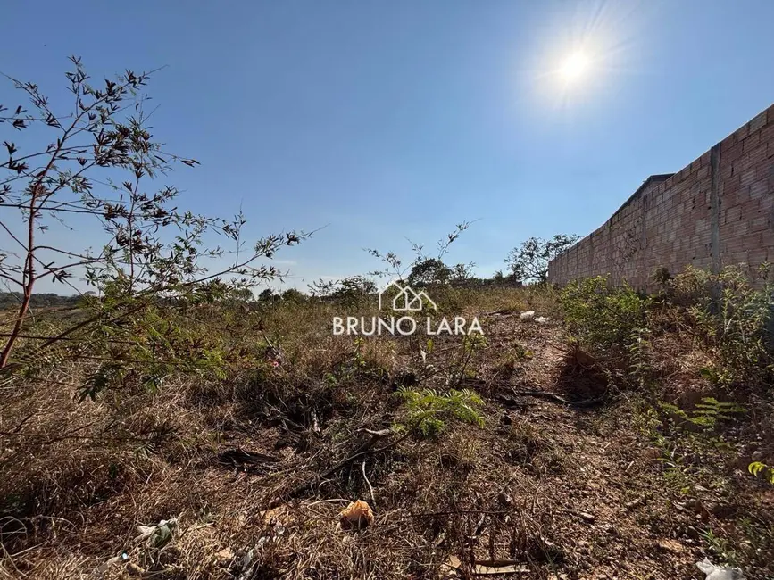 Foto 3 de Terreno / Lote à venda, 360m2 em Igarape - MG