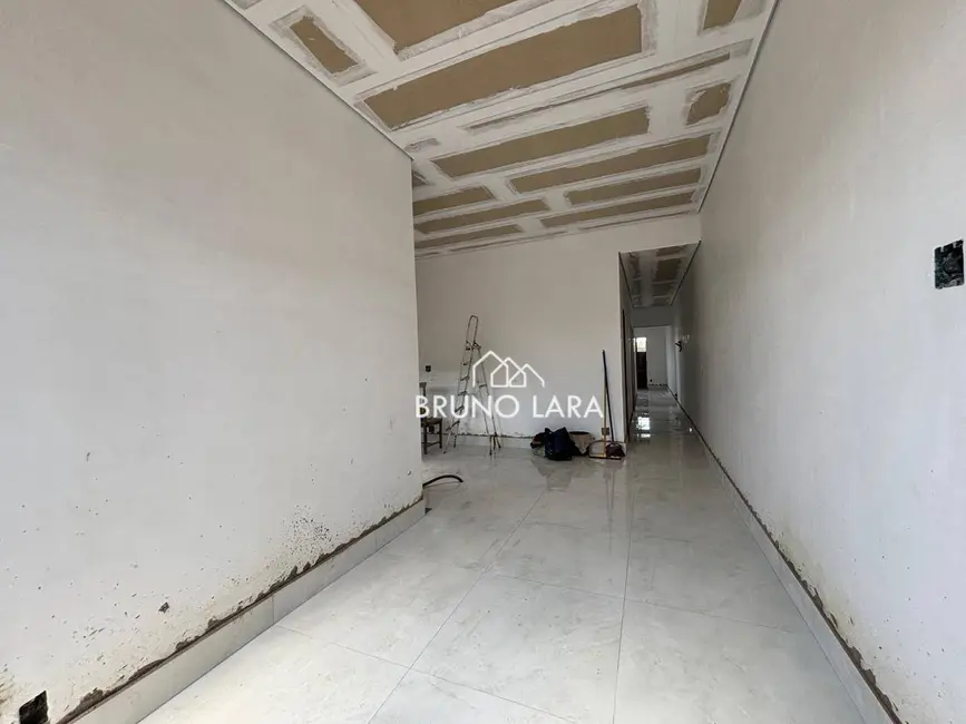 Foto 2 de Casa com 3 quartos à venda, 180m2 em Igarape - MG