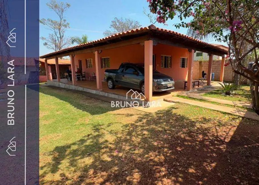 Foto 1 de Casa com 3 quartos à venda, 733m2 em Igarape - MG