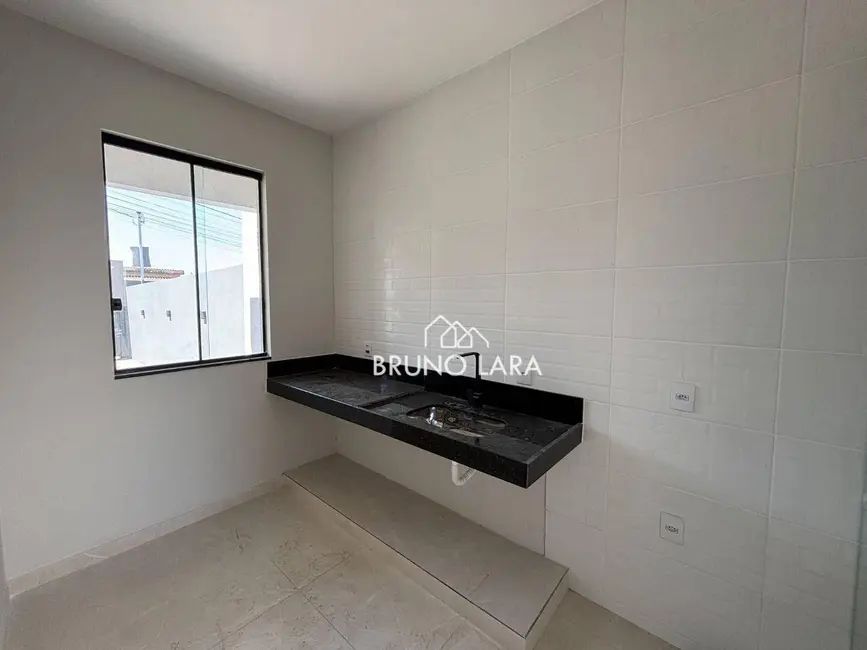 Foto 7 de Casa com 2 quartos à venda, 120m2 em Igarape - MG