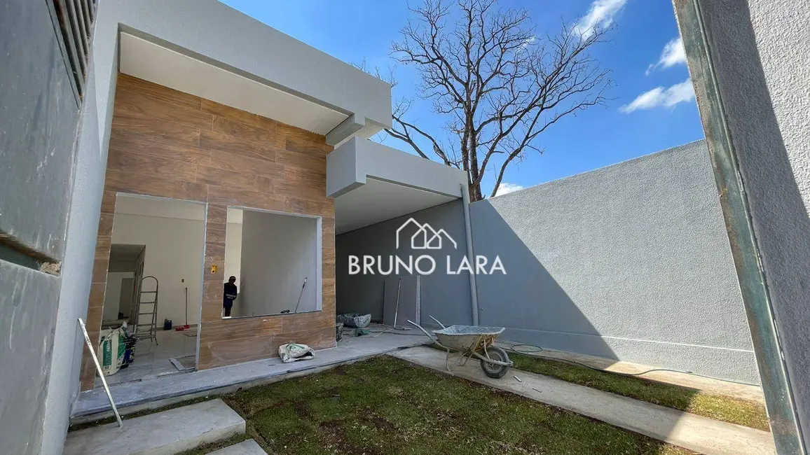Foto 1 de Casa com 3 quartos à venda, 180m2 em Betim - MG