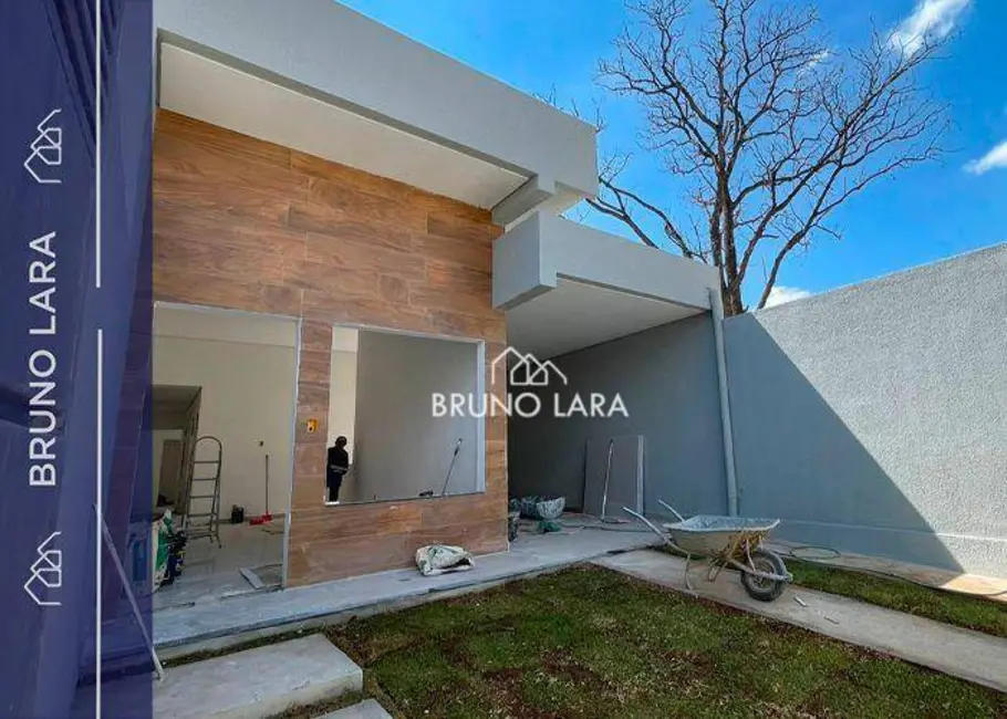 Foto 1 de Casa com 3 quartos à venda, 180m2 em Betim - MG