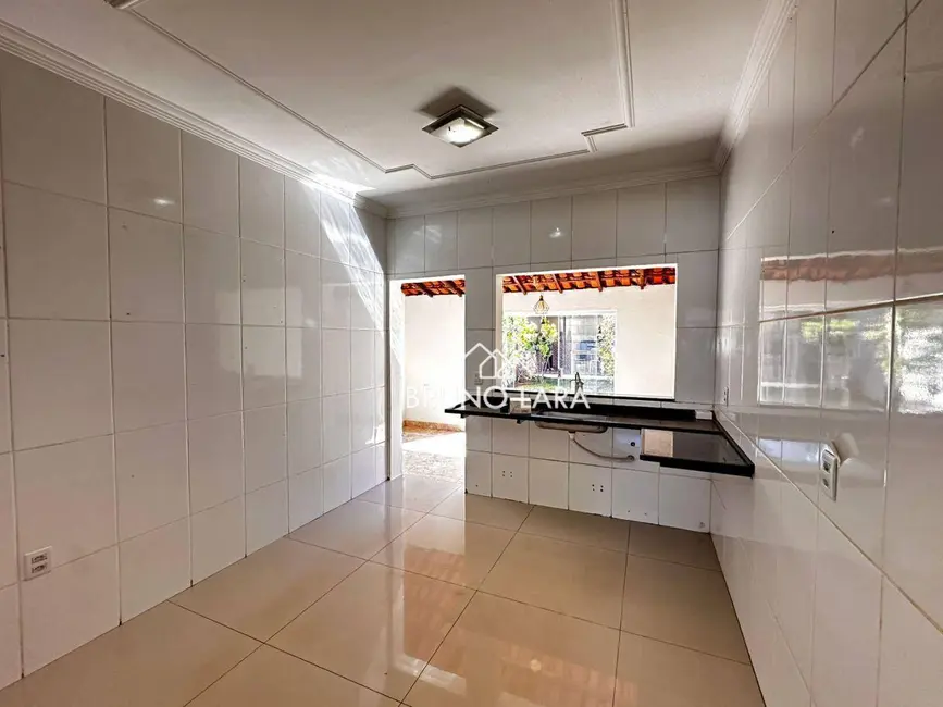 Foto 9 de Casa com 4 quartos à venda, 300m2 em Igarape - MG