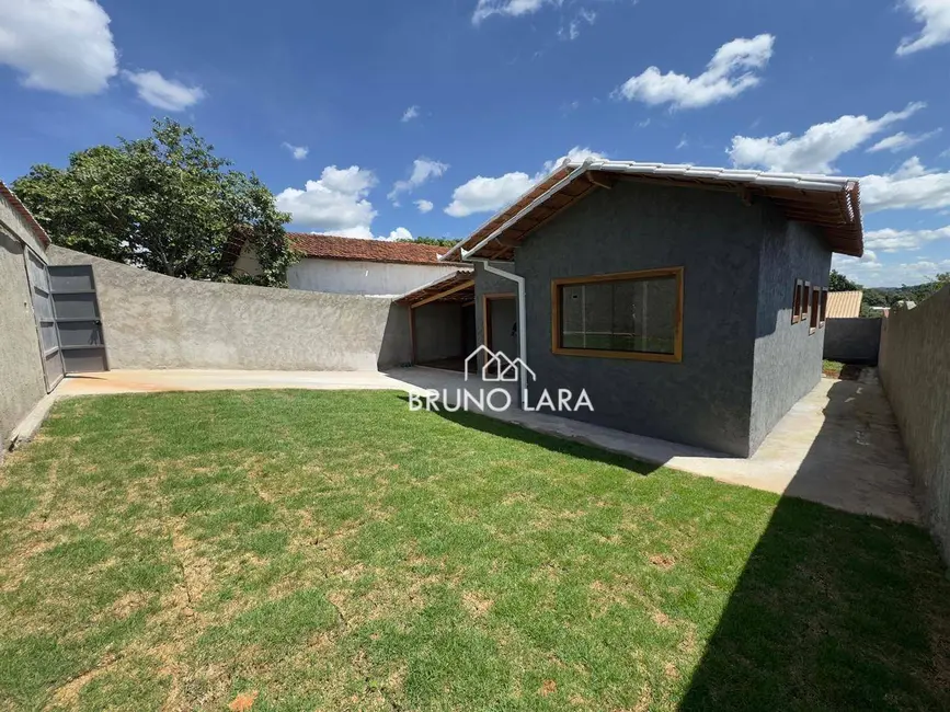 Foto 2 de Casa com 3 quartos à venda, 360m2 em Igarape - MG