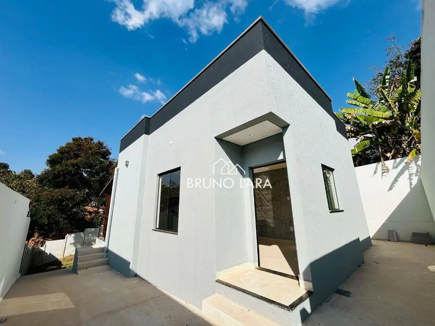 Foto 3 de Casa com 2 quartos à venda, 180m2 em Sao Joaquim De Bicas - MG