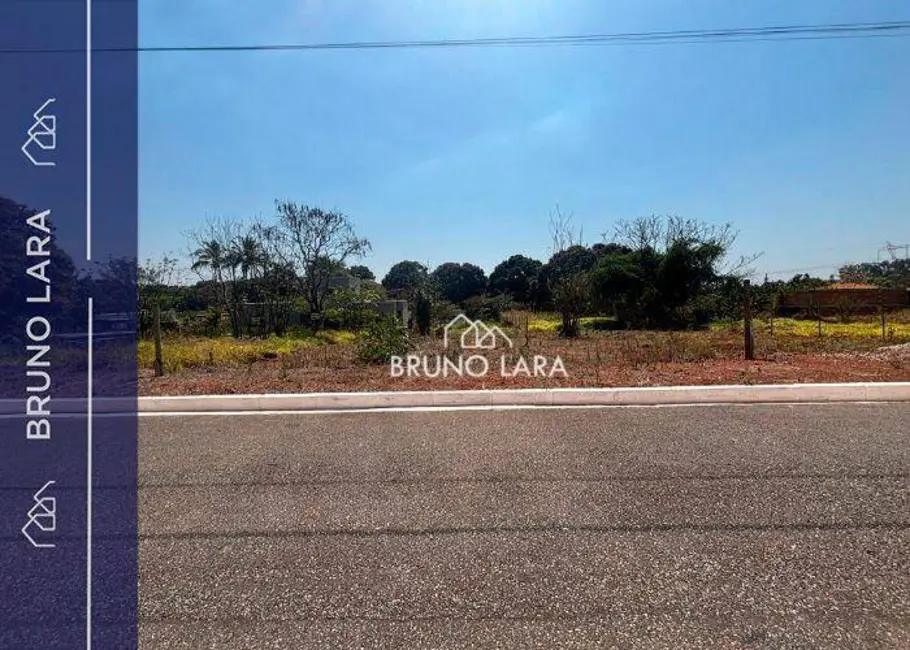 Foto 1 de Terreno / Lote à venda, 360m2 em Igarape - MG