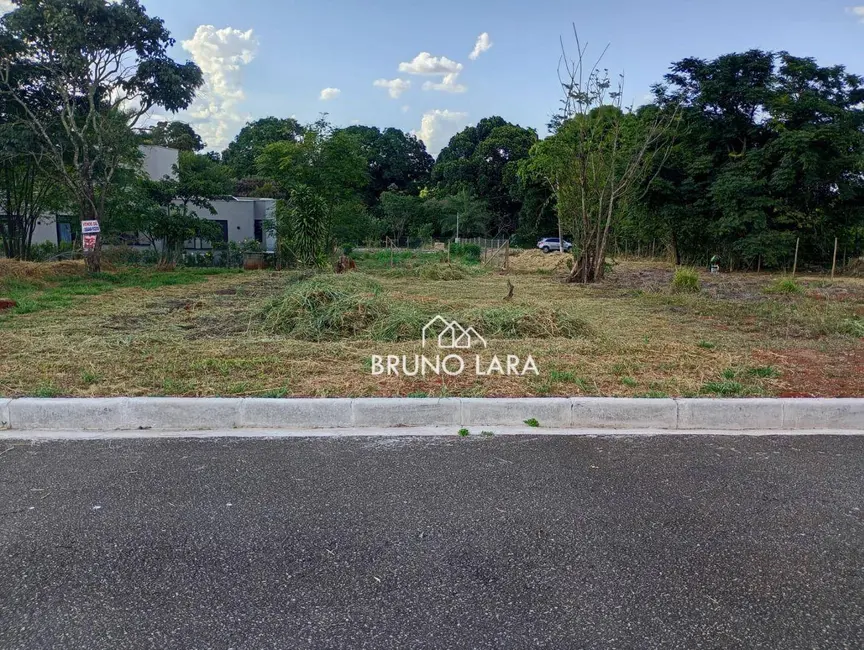 Foto 4 de Terreno / Lote à venda, 360m2 em Igarape - MG