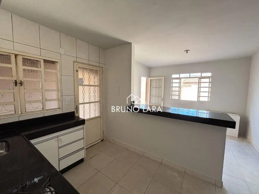 Casa com 2 quartos à venda, 180m2 em Igarape - MG - imagem 6 Foto 6 de Casa com 2 quartos à venda, 180m2 em Igarape - MG