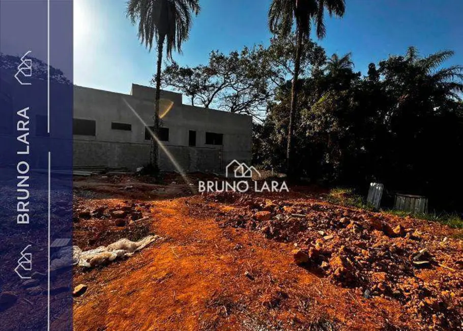 Foto 1 de Terreno / Lote à venda, 360m2 em Igarape - MG