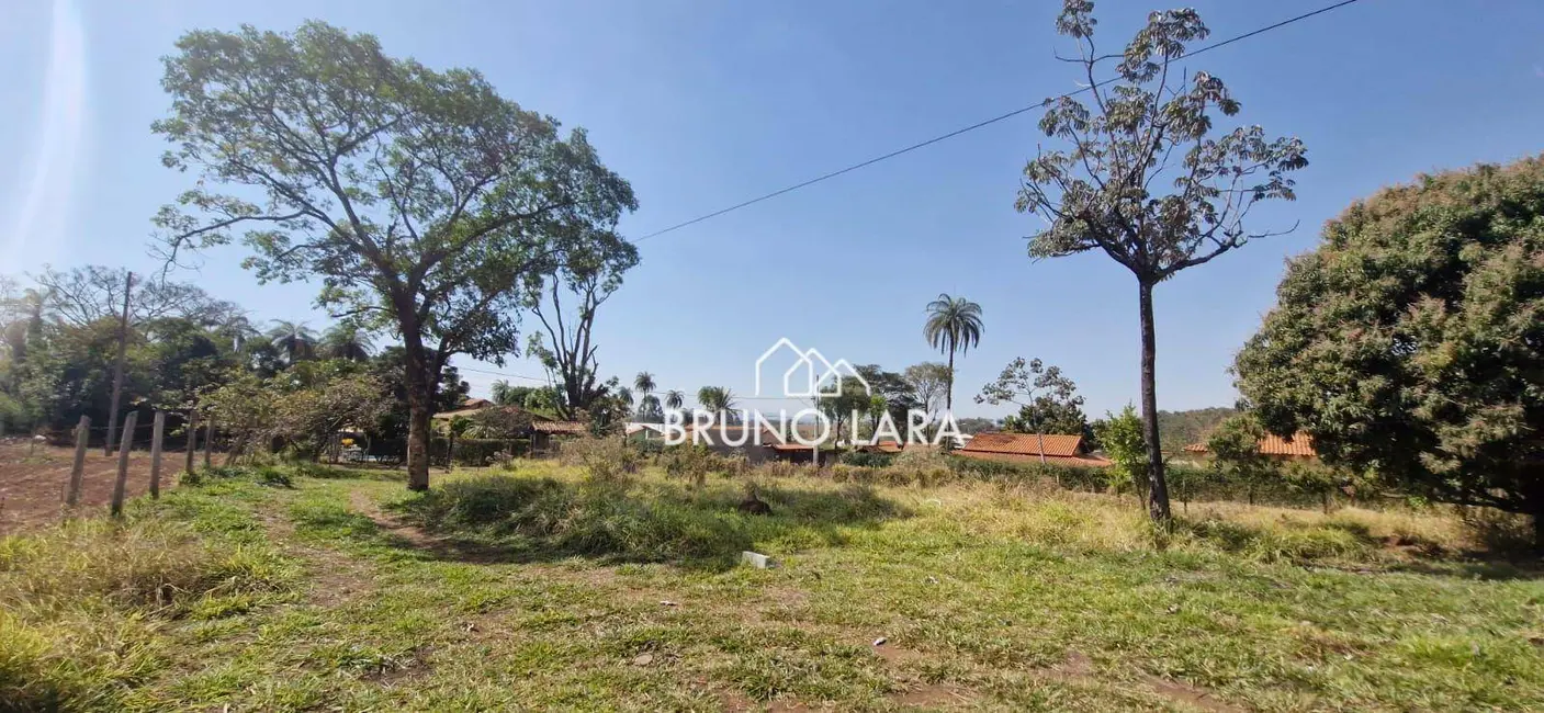 Foto 2 de Terreno / Lote à venda, 1500m2 em Igarape - MG