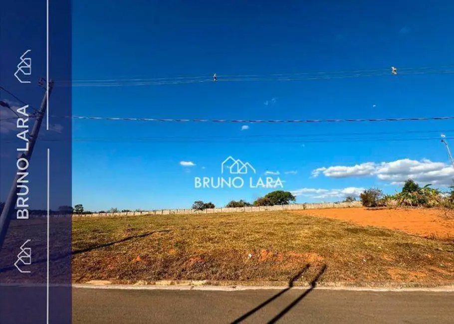 Foto 1 de Terreno / Lote à venda, 1000m2 em Igarape - MG