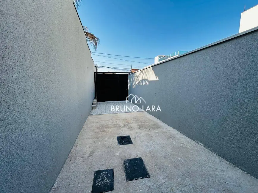 Foto 2 de Casa com 3 quartos à venda, 100m2 em Espírito Santo, Betim - MG