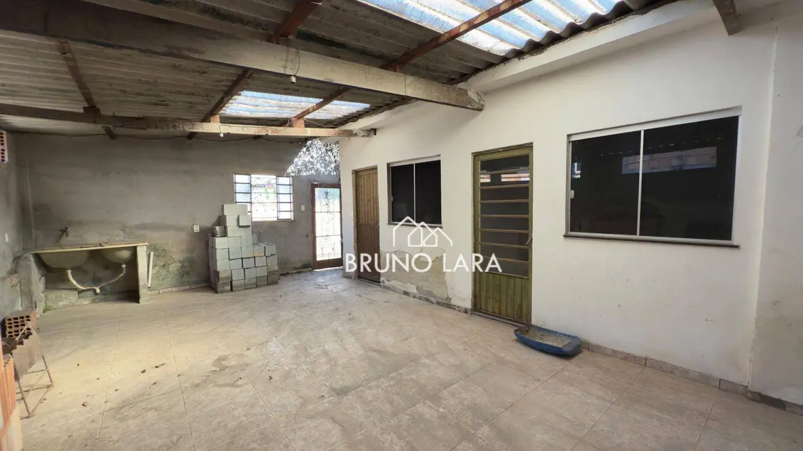 Foto 3 de Casa com 2 quartos à venda, 360m2 em Parque das Indústrias, Betim - MG