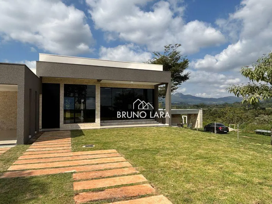 Foto 2 de Casa de Condomínio com 3 quartos à venda, 1000m2 em Igarape - MG