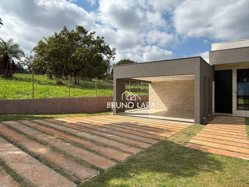 Foto 3 de Casa de Condomínio com 3 quartos à venda, 1000m2 em Igarape - MG