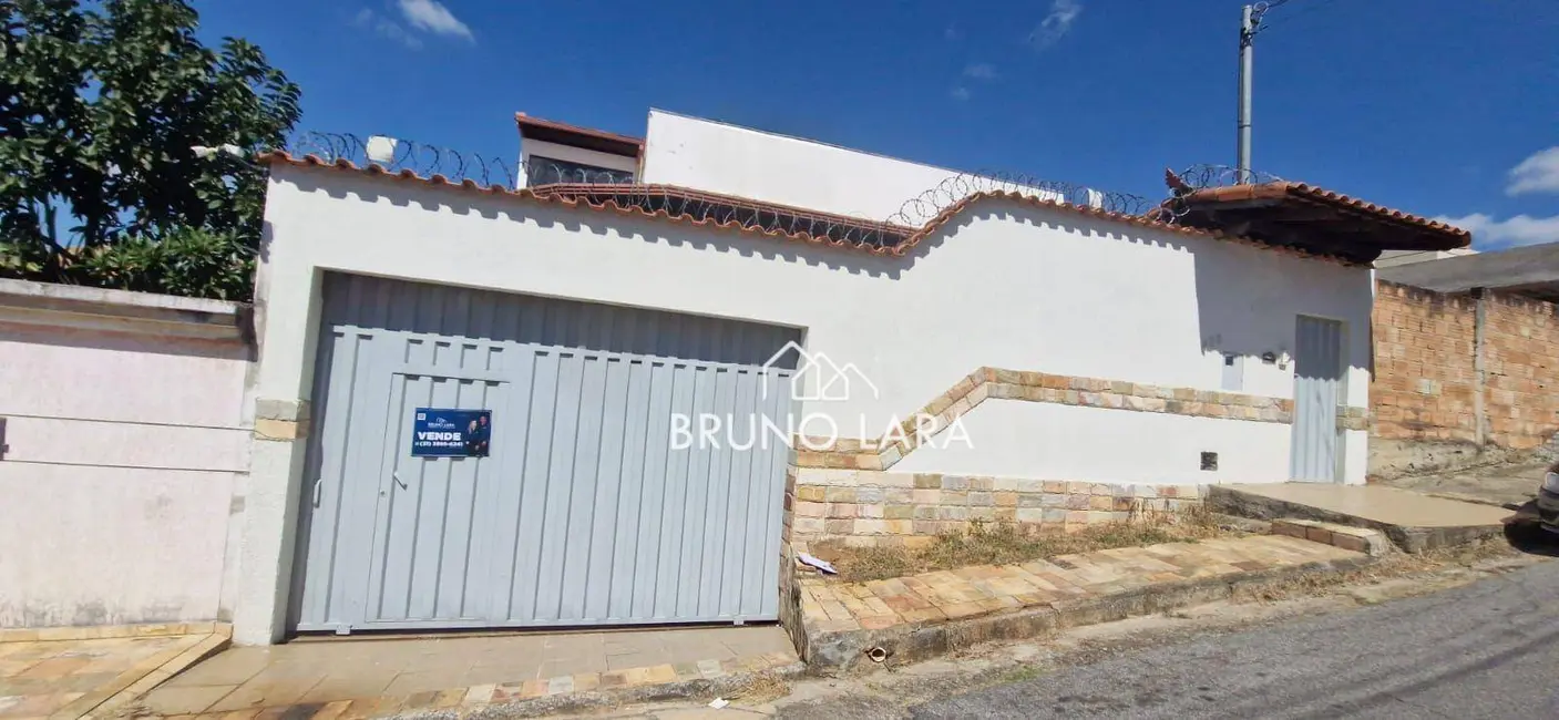 Foto 1 de Casa com 5 quartos à venda, 360m2 em Nossa Senhora das Graças, Betim - MG