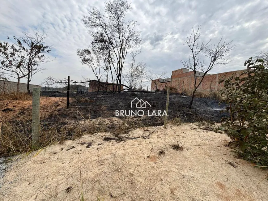 Terreno / Lote à venda, 300m2 em Angola, Betim - MG - imagem 4 Foto 4 de Terreno / Lote à venda, 300m2 em Angola, Betim - MG