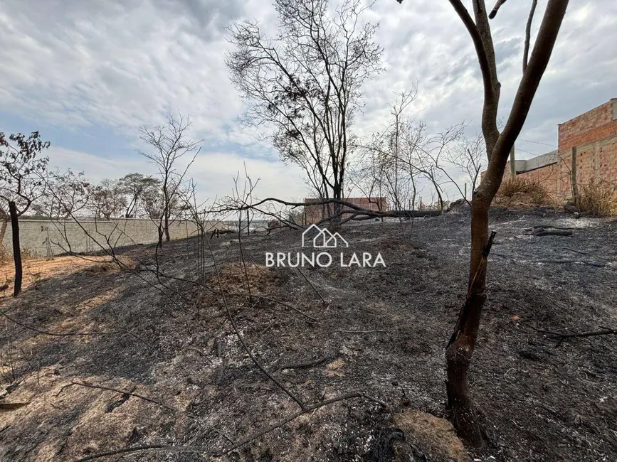 Foto 2 de Terreno / Lote à venda, 300m2 em Angola, Betim - MG