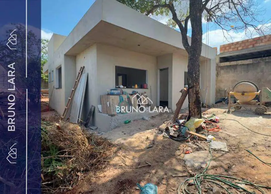 Foto 1 de Casa com 3 quartos à venda, 360m2 em Igarape - MG