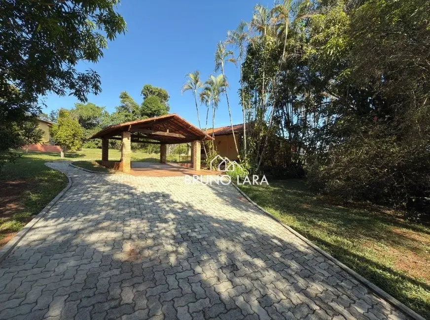 Casa com 4 quartos à venda, 3940m2 em Igarape - MG - imagem 3 Foto 3 de Casa com 4 quartos à venda, 3940m2 em Igarape - MG