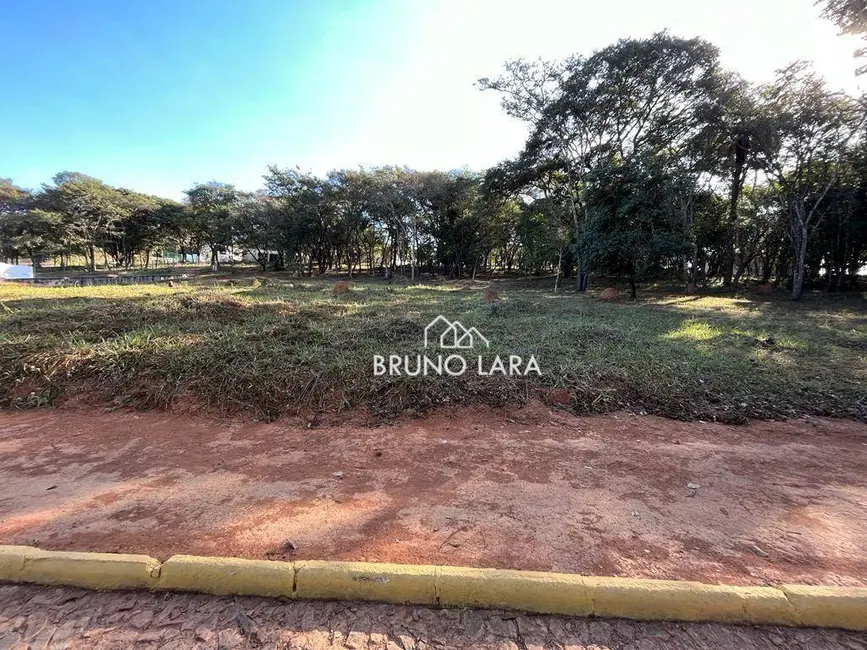 Foto 1 de Terreno / Lote à venda, 1419m2 em Sao Joaquim De Bicas - MG