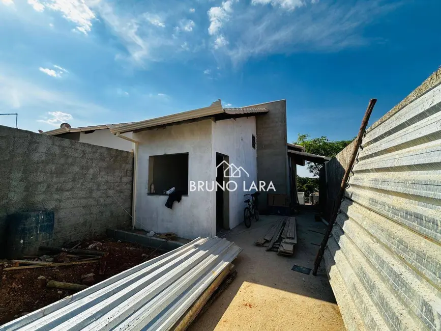 Casa com 2 quartos à venda, 180m2 em Sao Joaquim De Bicas - MG - imagem 3 Foto 3 de Casa com 2 quartos à venda, 180m2 em Sao Joaquim De Bicas - MG
