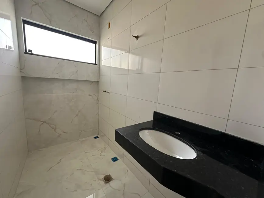 Foto 7 de Casa com 2 quartos à venda, 180m2 em Sao Joaquim De Bicas - MG