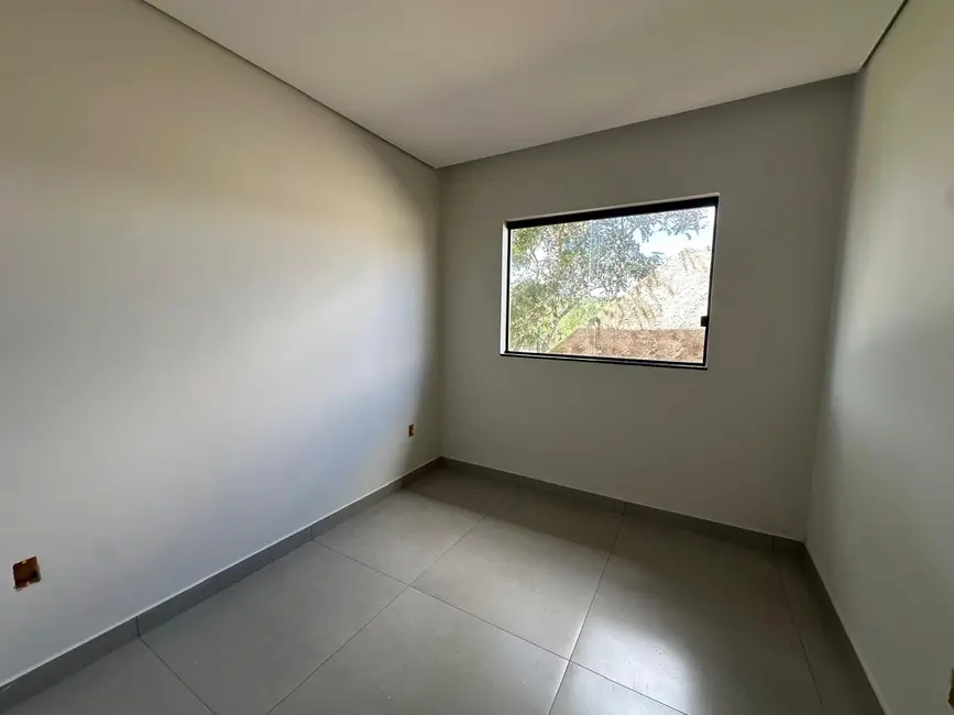 Foto 8 de Casa com 2 quartos à venda, 180m2 em Sao Joaquim De Bicas - MG