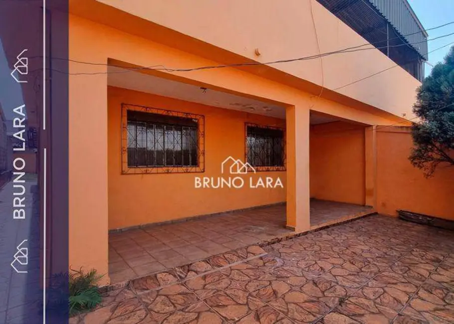 Foto 1 de Casa com 3 quartos para alugar, 360m2 em Igarape - MG