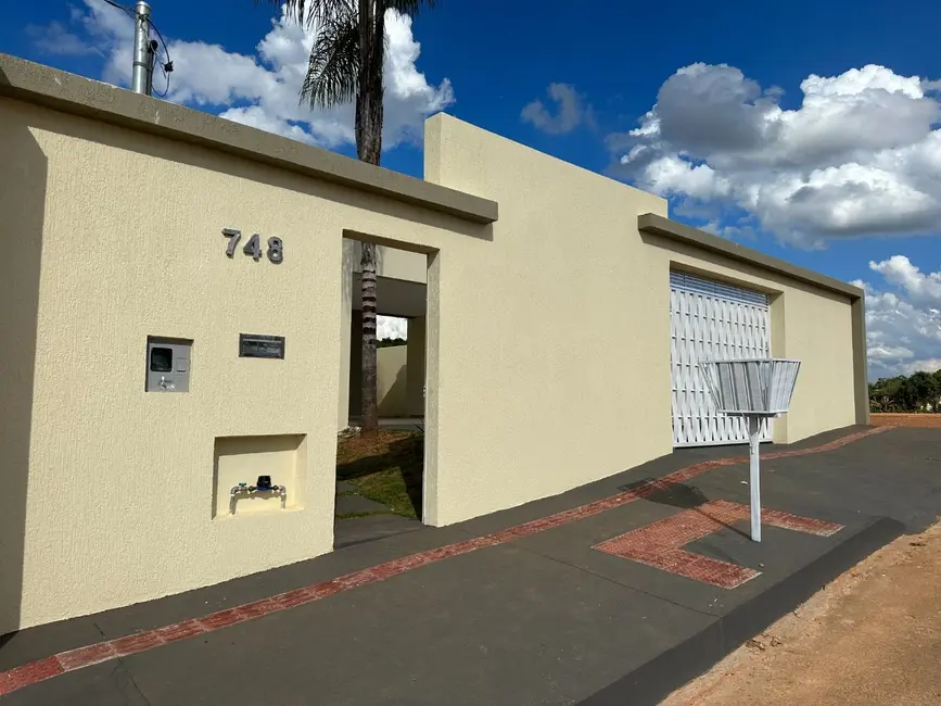 Foto 2 de Casa com 3 quartos à venda, 360m2 em Igarape - MG