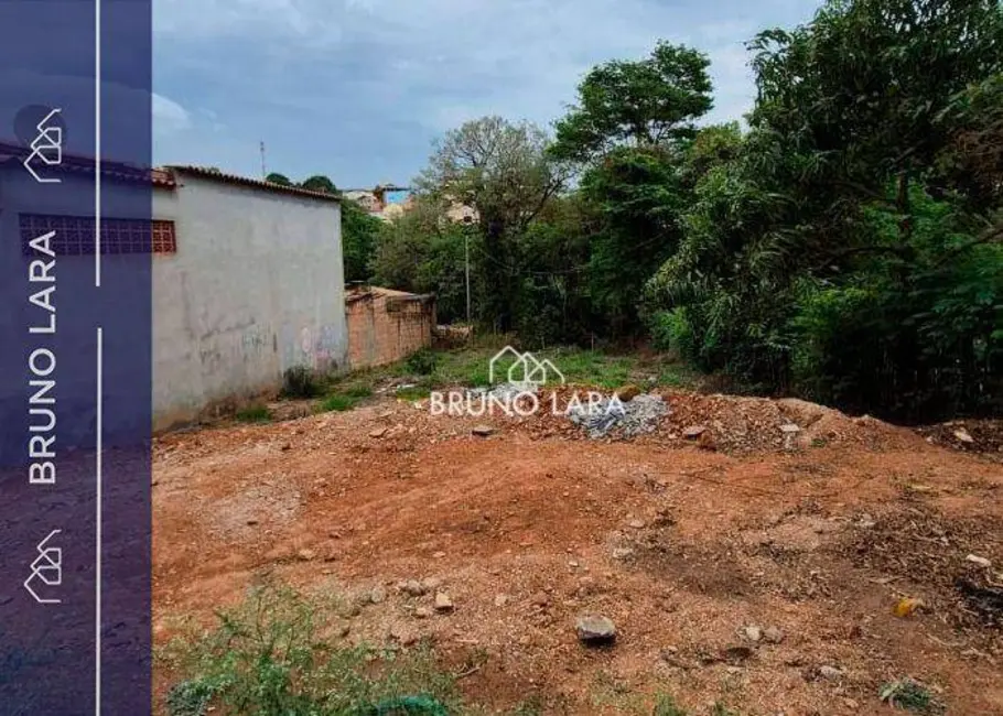 Foto 1 de Terreno / Lote à venda, 360m2 em Igarape - MG