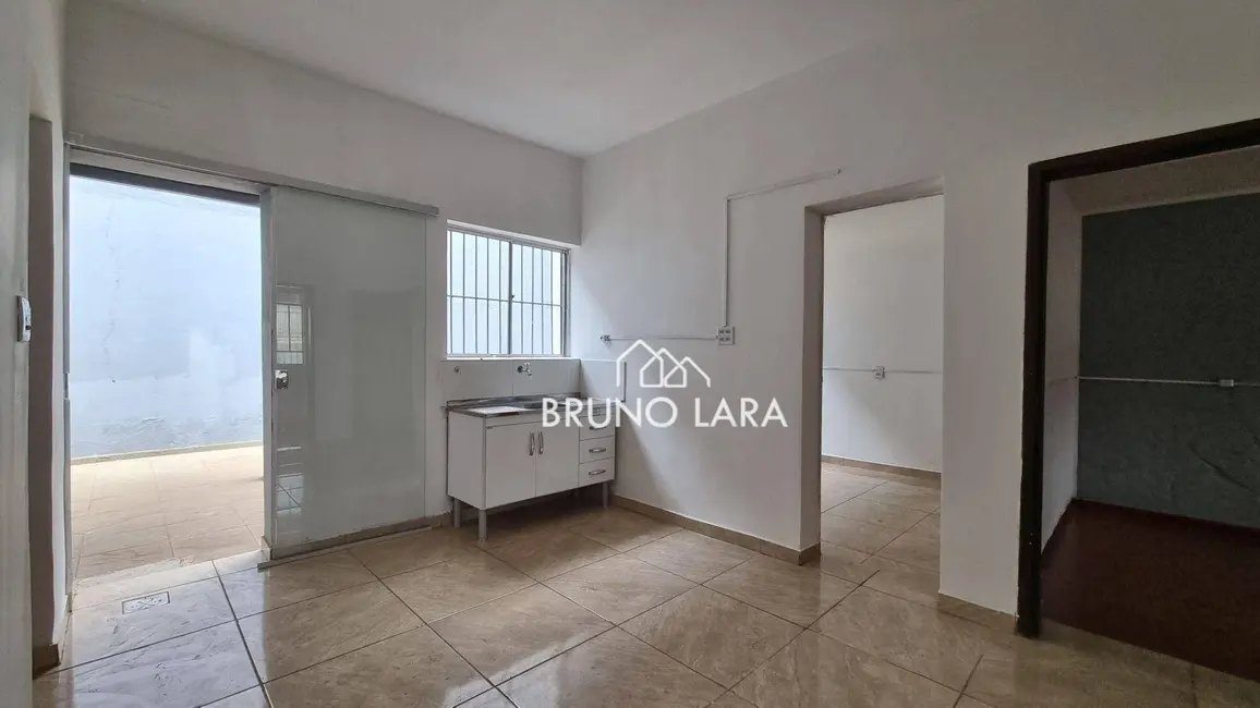 Casa com 5 quartos para alugar, 360m2 em Centro, Igarape - MG - imagem 8 Foto 8 de Casa com 5 quartos para alugar, 360m2 em Centro, Igarape - MG