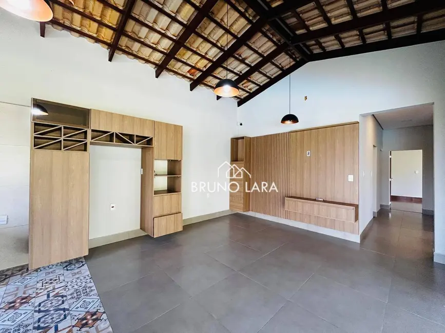 Sítio / Rancho com 3 quartos à venda, 1000m2 em Mateus Leme - MG - imagem 5 Foto 5 de Sítio / Rancho com 3 quartos à venda, 1000m2 em Mateus Leme - MG