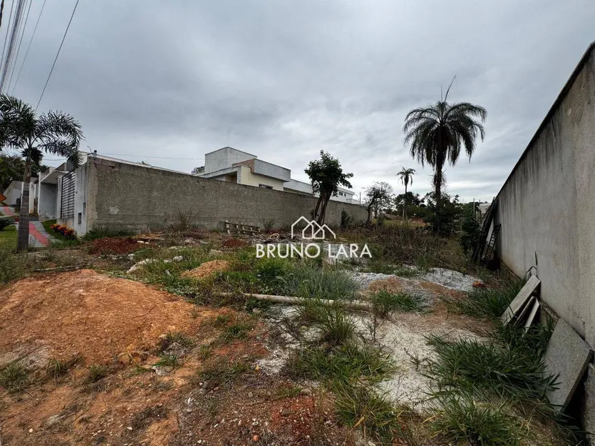 Foto 2 de Terreno / Lote à venda, 360m2 em Igarape - MG